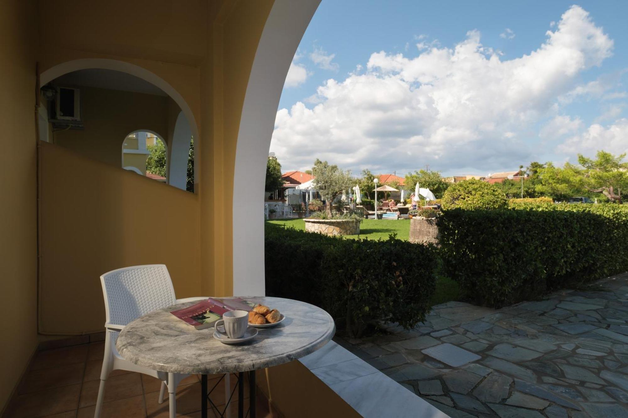 Tereza Apartments Acharavi  Exteriér fotografie